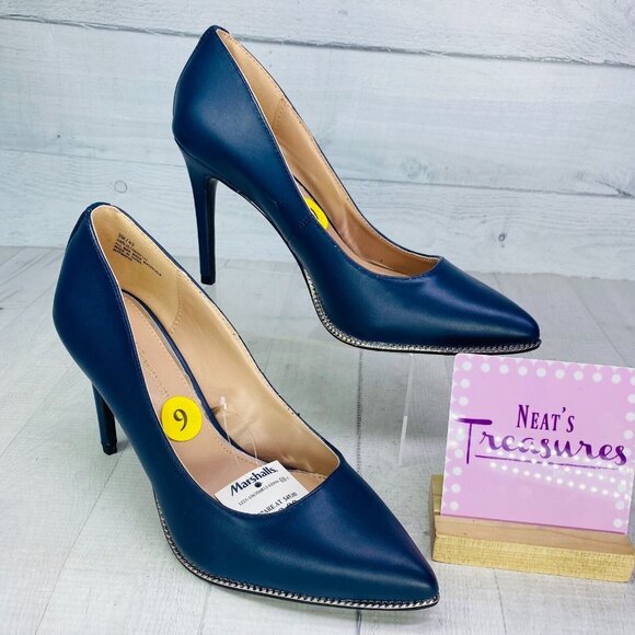 BCBGeneration Navy Blue Heels - Picture 1 of 12